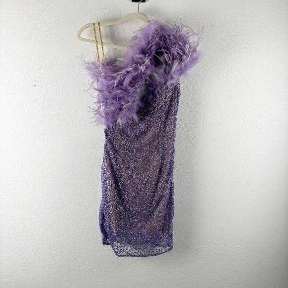 Bronx and Banco Lulu Sequin Glitter Feather One Shoulder Dress Purple Small - Picture 3 of 10
